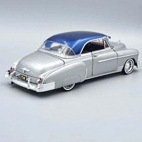  Chevrolet Bel Air 1950 1:24 MotorMax modell autó