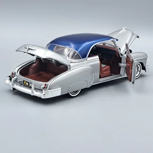  Chevrolet Bel Air 1950 1:24 MotorMax modell autó