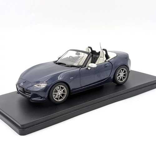 Mazda MX-5 sötétkék 1:24 White Box