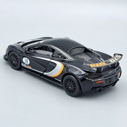 McLaren 570S GT4 fekete 1:32 Tayumo autó modell