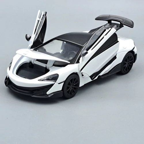 McLaren 600LT fehér 1:32 Tayumo fém autó modell