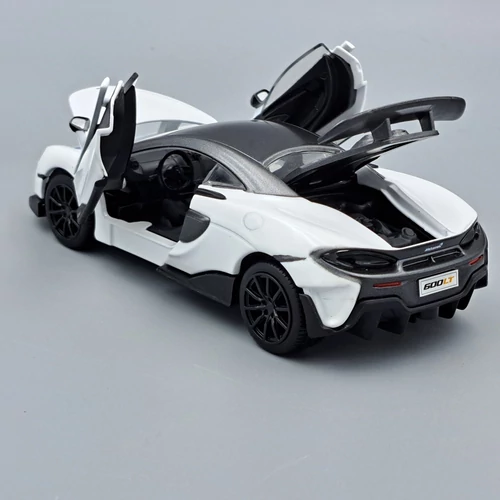 McLaren 600LT fehér 1:32 Tayumo fém autó modell