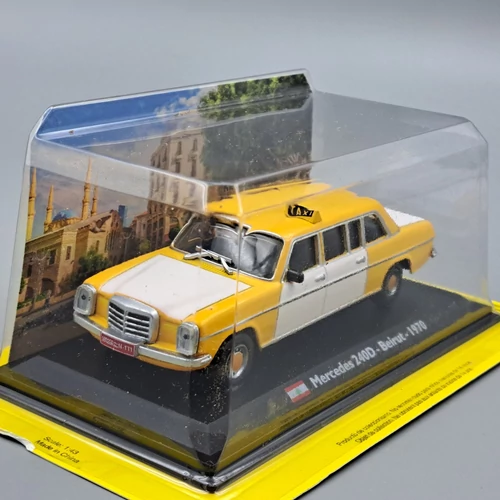 Mercedes 240D Taxi Beirut 1970 1:43 Atlas fém retró modell autó