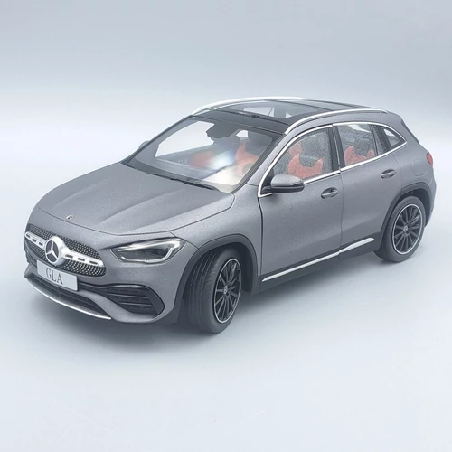 Mercedes-Benz GLA class H247 2020 1:18 modell autó