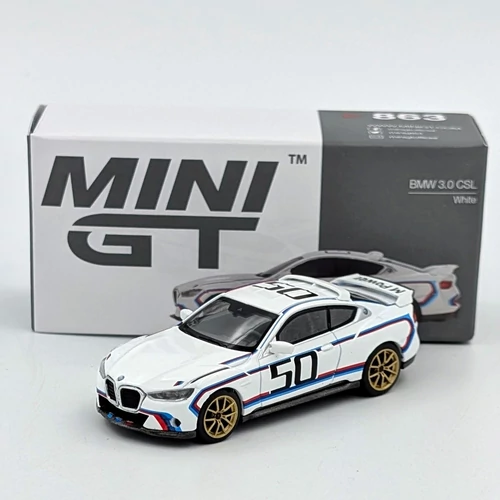 BMW M4 (G82) 3.0CSL 2023 1:64 MiniGT 863 autómodell