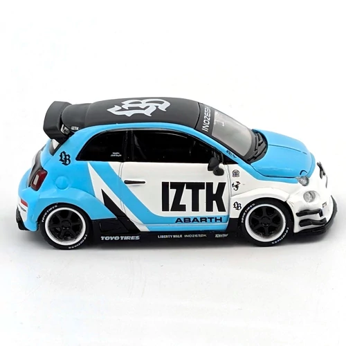 Fiat Abarth 595 2024 1:64 Mini Gt 1051 autó modell