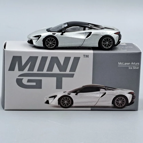 McLaren Artura 1:64 ezüst Mini Gt 532 autó modell