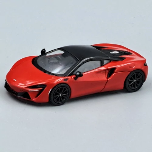 McLaren Artura 1:64 piros Mini Gt 532 fém autó modell