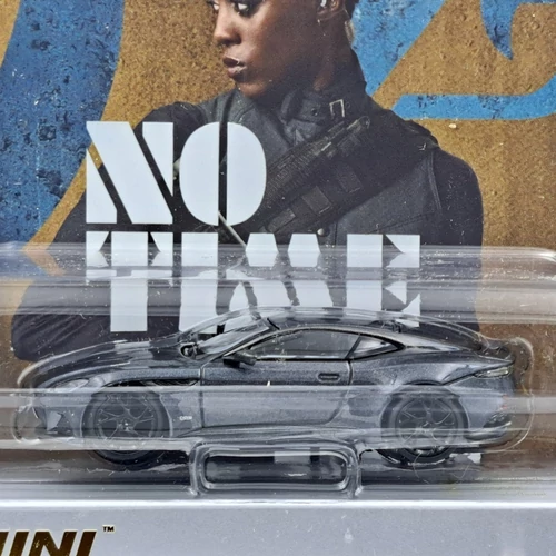 Aston Martin DBS 2021 1:64 MiniGT 904 autó modell makett