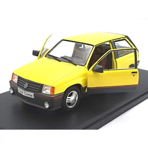 Opel Corsa 1.3 SR 1983 1:24