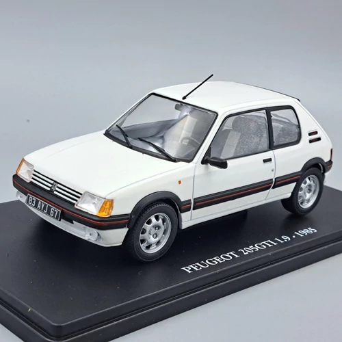 Peugeot 205 GTI 1.9 1985 1:24 retró Atlas modellautó