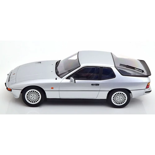 Porsche 924 Turbo Coupe 1986 1:18 autó modell