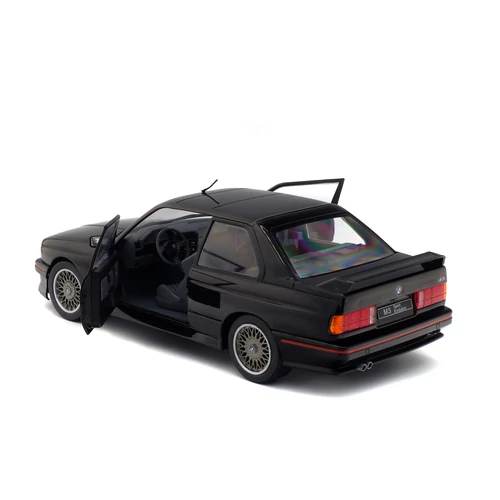 BMW E30 M3 Sport 1990 1:18 Solido fémautó