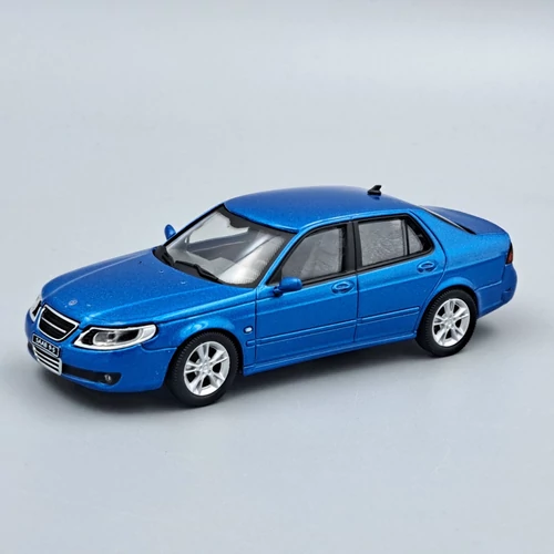 Saab 9.5 Aero 1998 1:43 Cararama modell autó