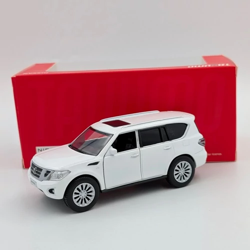 Nissan Patrol Y62 1:36 fehér Tayumo modellautó-játékautó