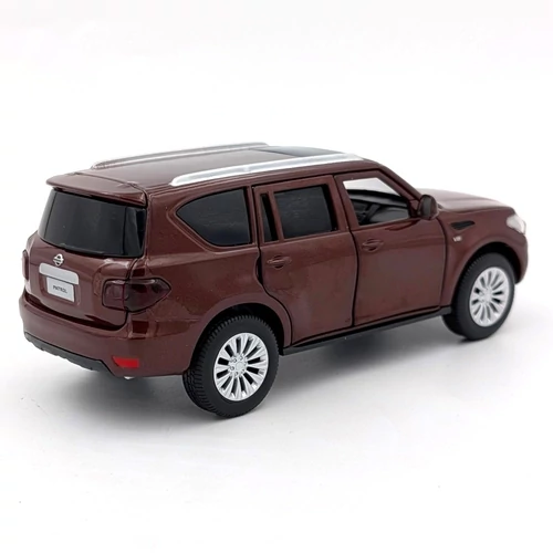 Nissan Patrol Y62 barna 1:32 Tayumo játékautó modellautó
