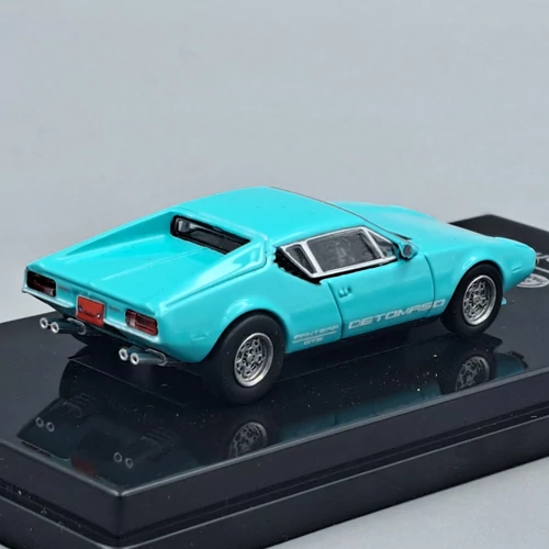 De Tomaso Pantera 1972 1:64 Para64 modellautó