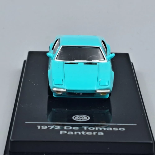 De Tomaso Pantera 1972 1:64 Para64 modellautó