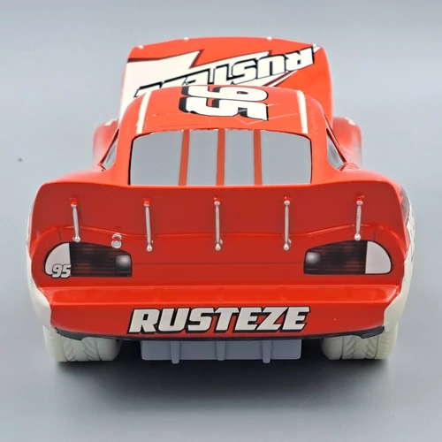 Villám McQueen 1:24 Jada autó modell