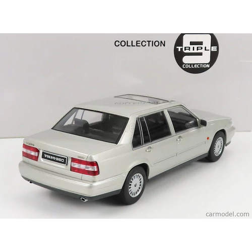 Volvo 960 1996 1:18 Triple9 modell autó