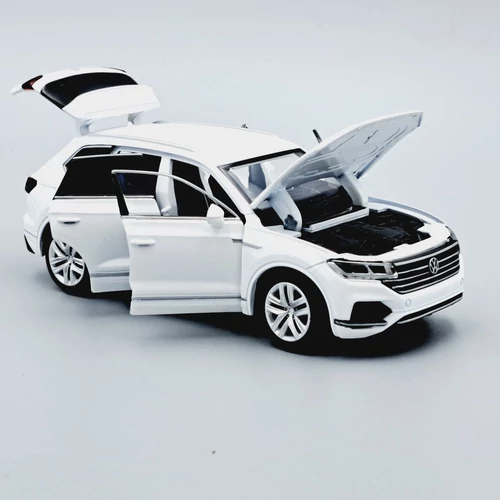 Volkswagen Touareg 1:32 Tayumo autó modell