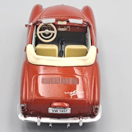 Volkswagen Karmann Ghia Cabriolet 1:43 autó modell