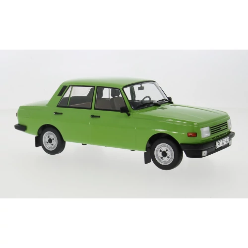 Wartburg 353 1:18 zöld MCG modellautó