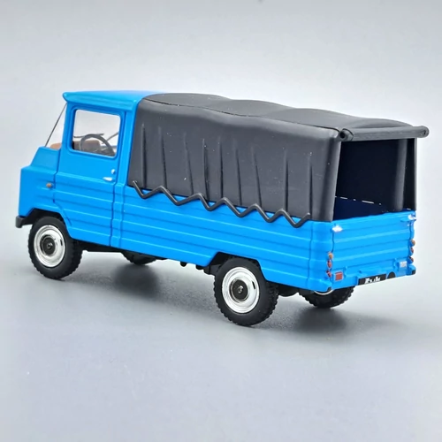 Zuk A-11B fém modellautó 1:43 kék
