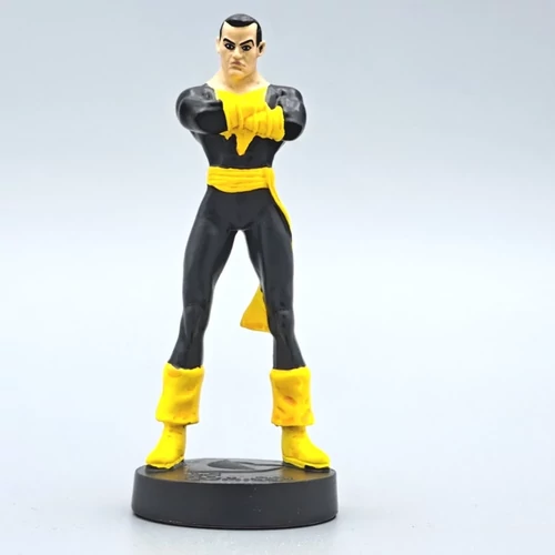 Black Adam figura DC Comics 1:21