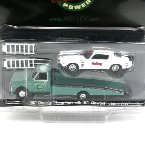 Chevrolet Truck 1967 + Camaro Z28 1:64