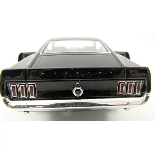 1969 Ford Mustang Boss 429 1:24 modellautó 1