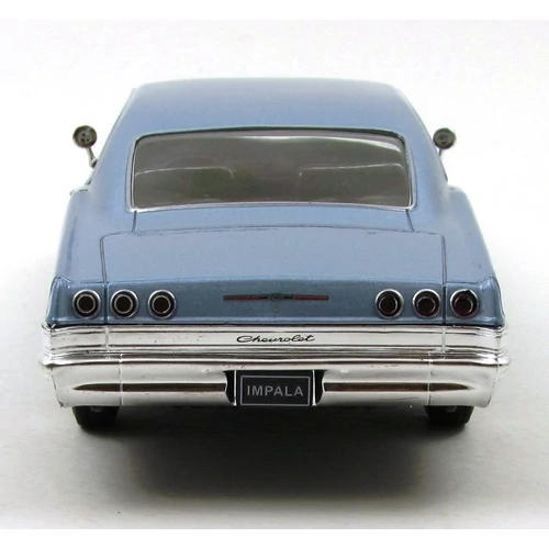 Chevrolet Impala SS 396 1965 1:24 kisautó
