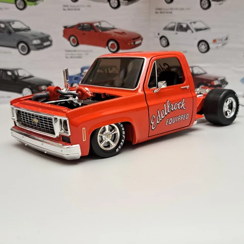 Chevrolet Cheyenne 10 1973 1:24