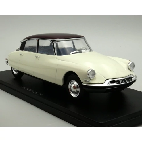 Citroen DS 19 1956 1:24