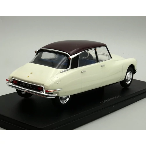 Citroen DS 19 1956 1:24