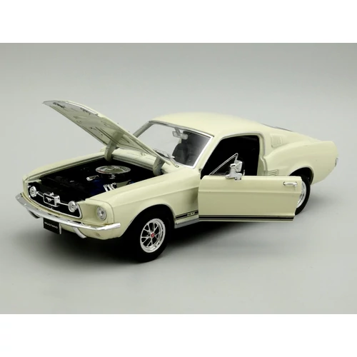Ford Mustang GT 1967 1:24 Modell Autó