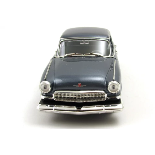 GAZ Volga M - 21 1970 1:24 Játékautó