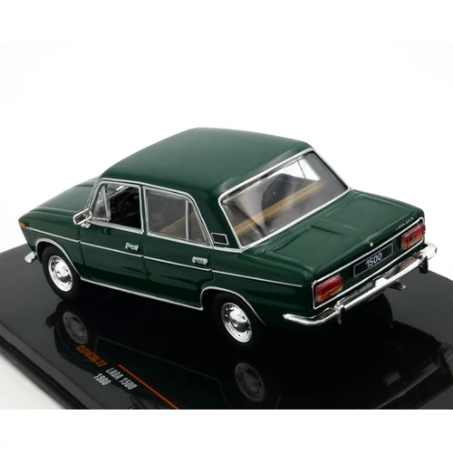 Lada 1500 1:43 Sötétzöld Modellautó