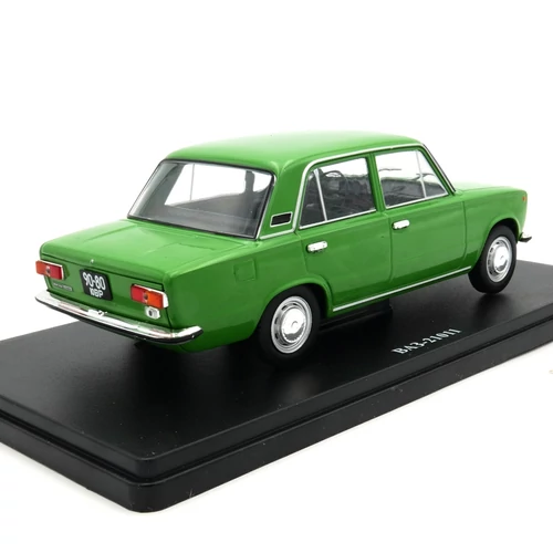 Lada 21011 (VAZ 1300) 1:24