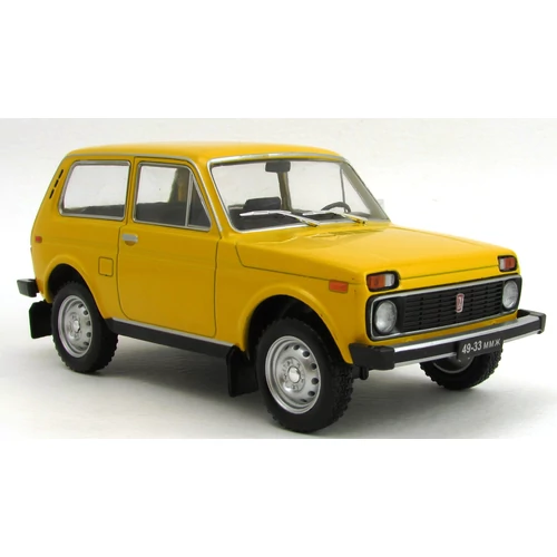 Lada Níva 2121 1-24 Autómodell