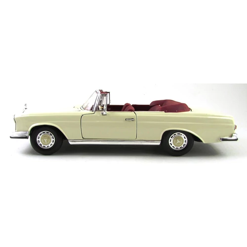 Mercedes-Benz 280SE 1967 1:18 Modellautó