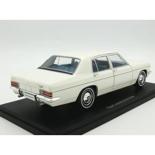 Opel Admiral B 1969 1:24