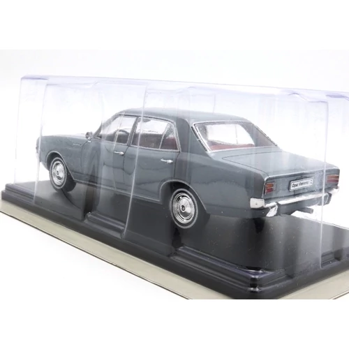 Opel Rekord 1900 L 1967 1:24