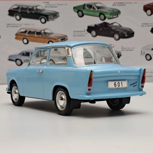Trabant 601 1965 1:24 WhiteBox