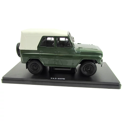 Uaz 469 B 1-24 Autómodell