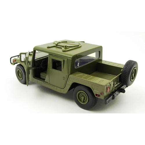 Hummer 1:24 makettautó