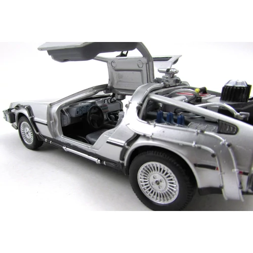 Delorean Time Machine  II.  1:24