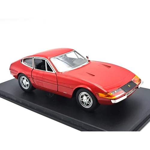 Ferrari 365 GTB/4 1968 1:24