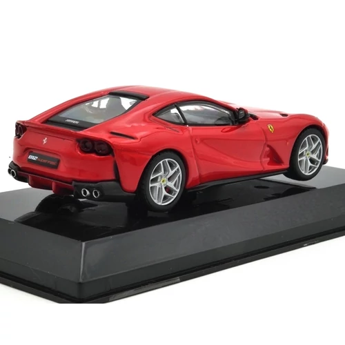 Ferrari 812 Superfast 2017 1:43