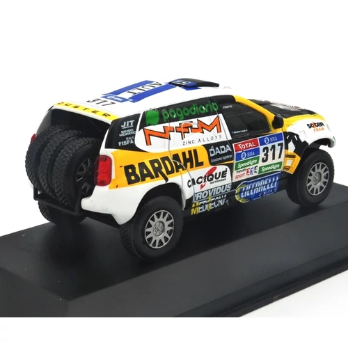 Renault Duster Dakar 2016 1:43